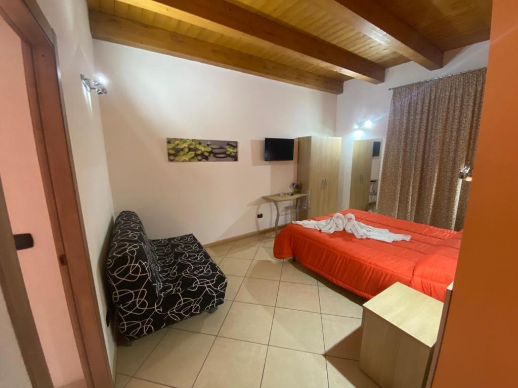 Hotel Mandanici :Borgo Marsalini Barcellona-Pozzo di Gotto Zewnętrze zdjęcie
